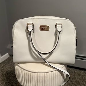 Michael kors purse!